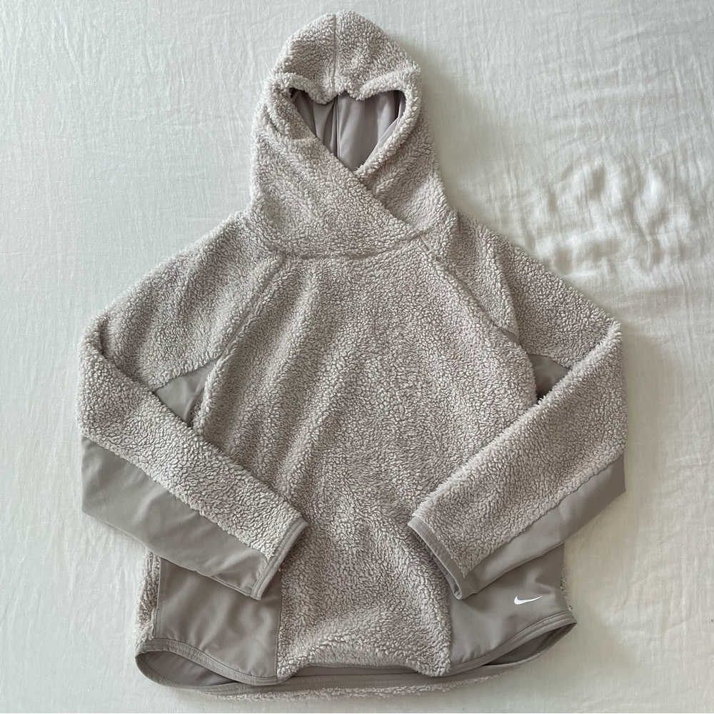Nike Sherpa hoodie size M